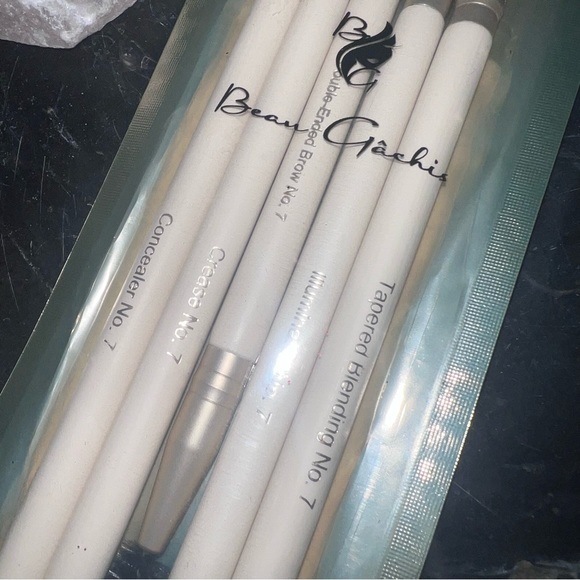 Beau Gâchis 5 Piece Eye Makeup Brush Set NWT - - Picture 5 of 11